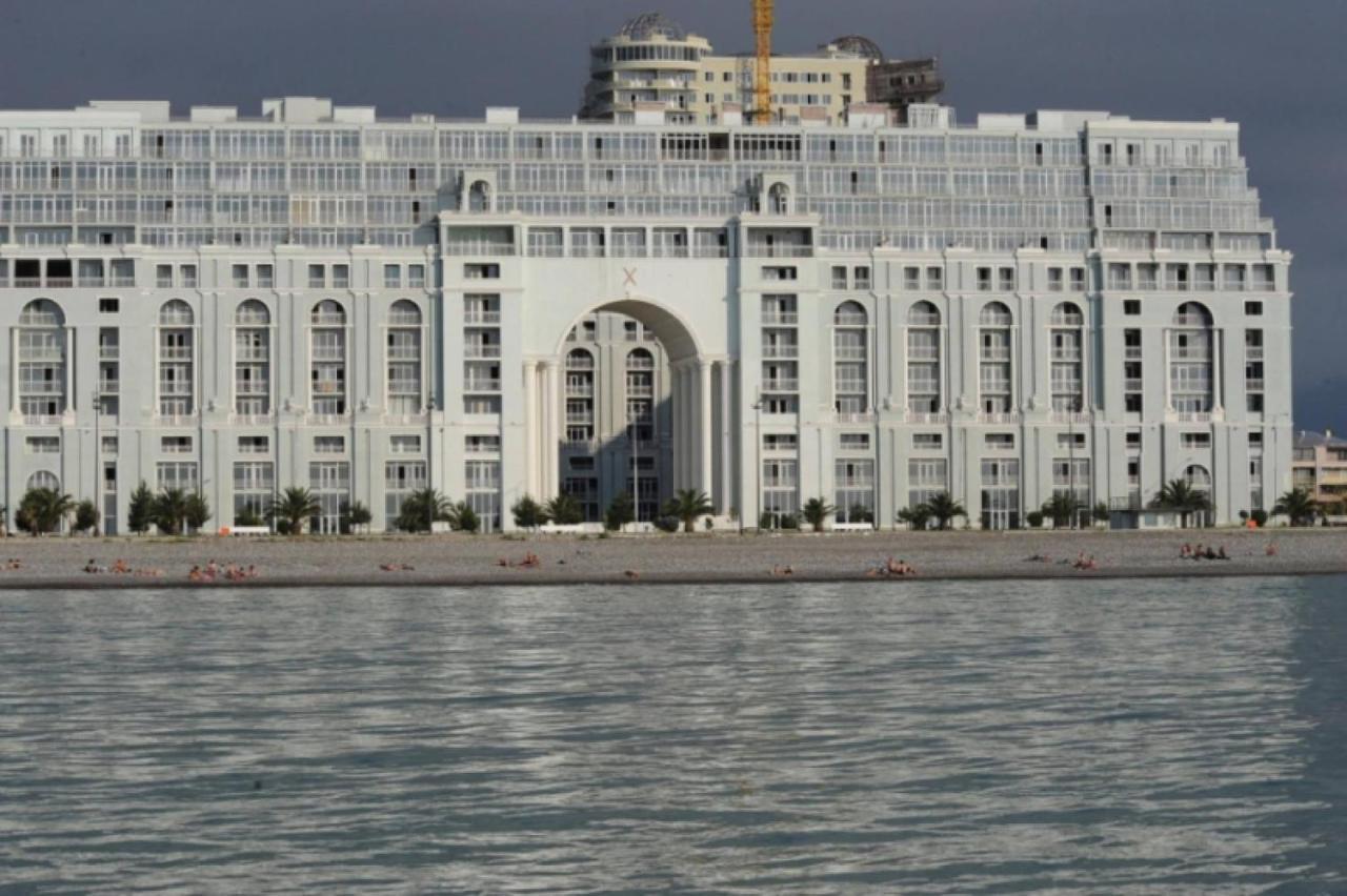 Watching The Sea Apartment Batumi Exterior foto